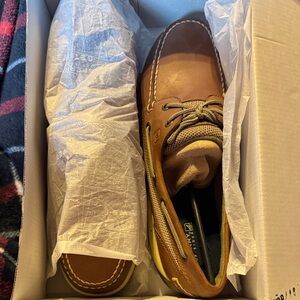 Sperry Tan Leather Boat Shoes